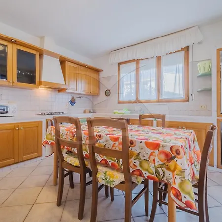 Le Ginestre - Goelba Apartment *