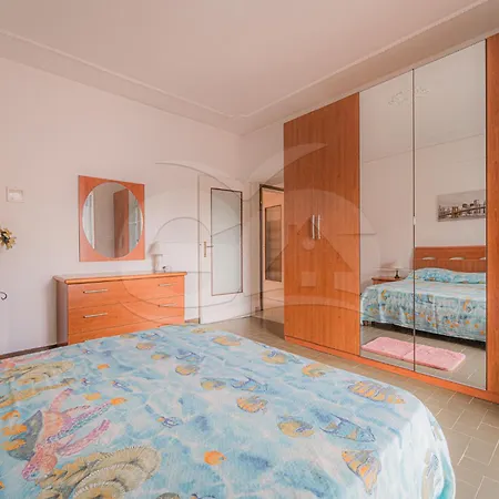 Trilocale Mediterraneo - Goelba Apartament