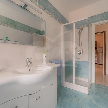 Trilocale Mediterraneo - Goelba Apartament